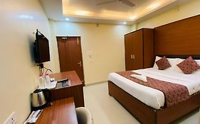 Kamat Inn
